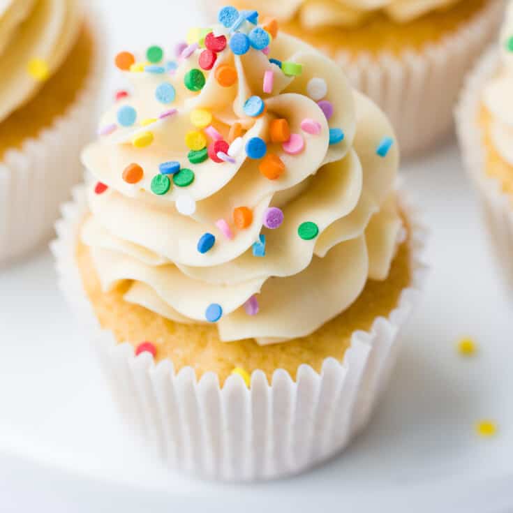 vanilla cupcake
